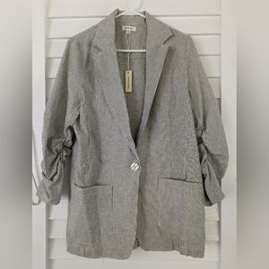 Max Studio Linen blazer